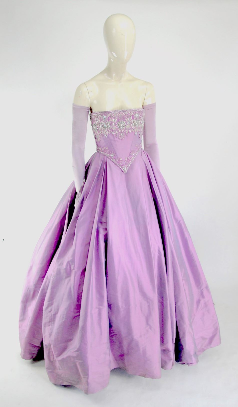snow White and Emma Swan purple fairy tale gown from Once Upon a Time Season 1 4. 1
